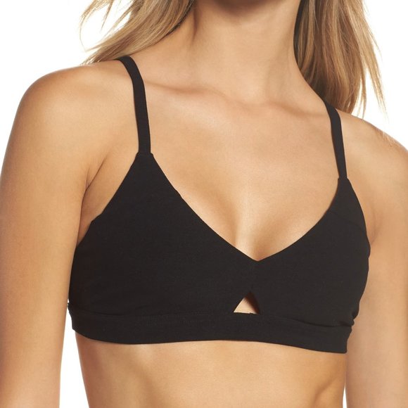 ALO Yoga Other - Alo Lounge Sports Bra sz XS in Black